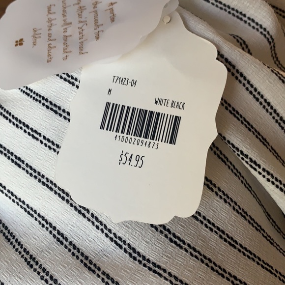 Off the shoulder top - Picture 11 of 11